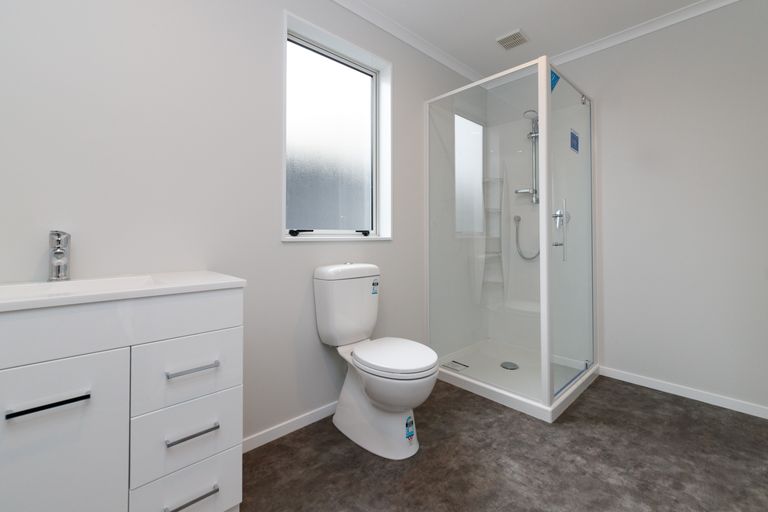 Photo of property in 2 Flint Street, Milson, Palmerston North, 4414