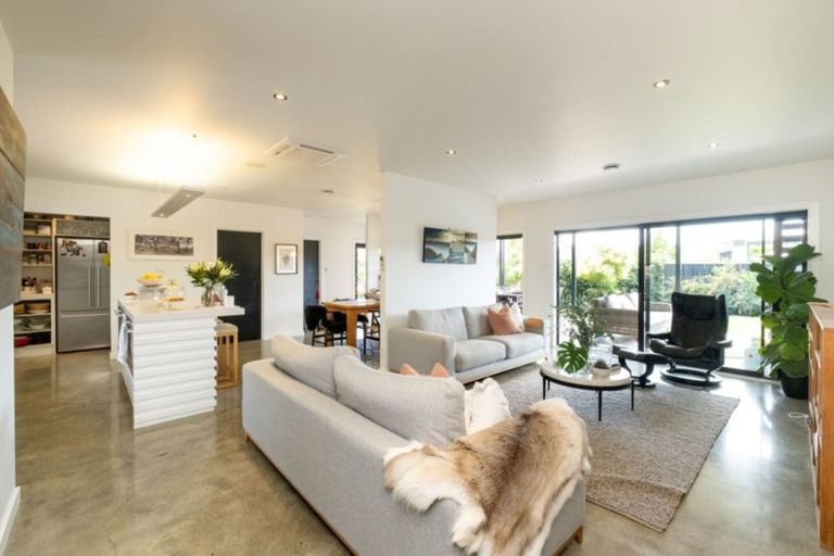 Photo of property in 18c Cambridge Terrace, Taradale, Napier, 4112