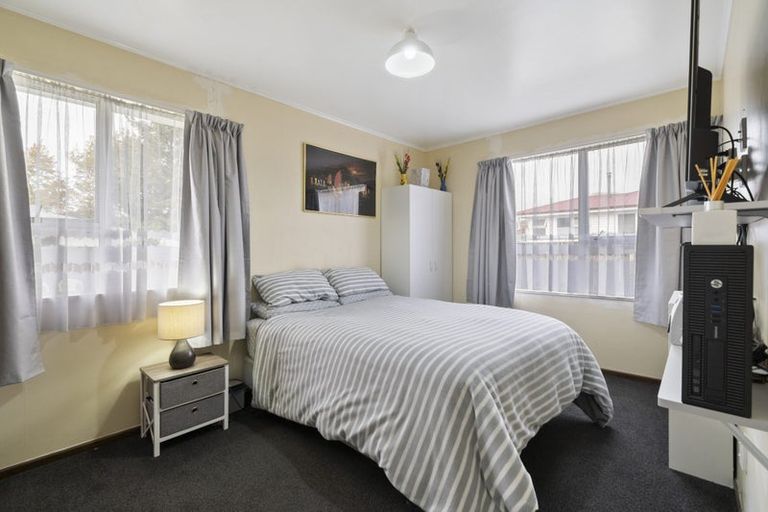 Photo of property in 30 Ongo Road, Hunterville, 4730