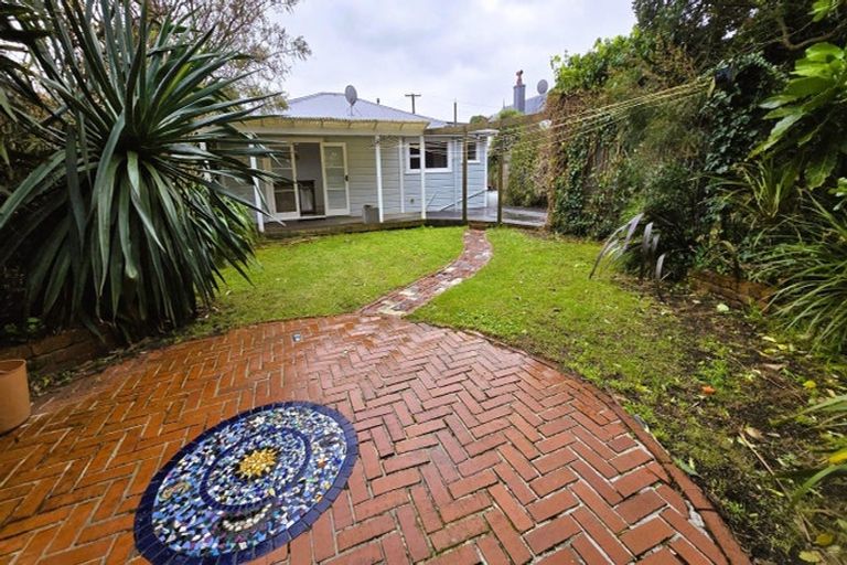 Photo of property in 26 Bay Street, Petone, Lower Hutt, 5012