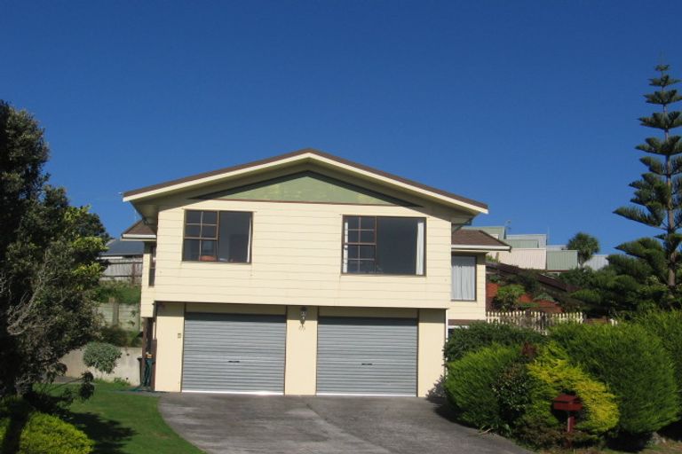 Photo of property in 56 Cambrian Street, Churton Park, Wellington, 6037