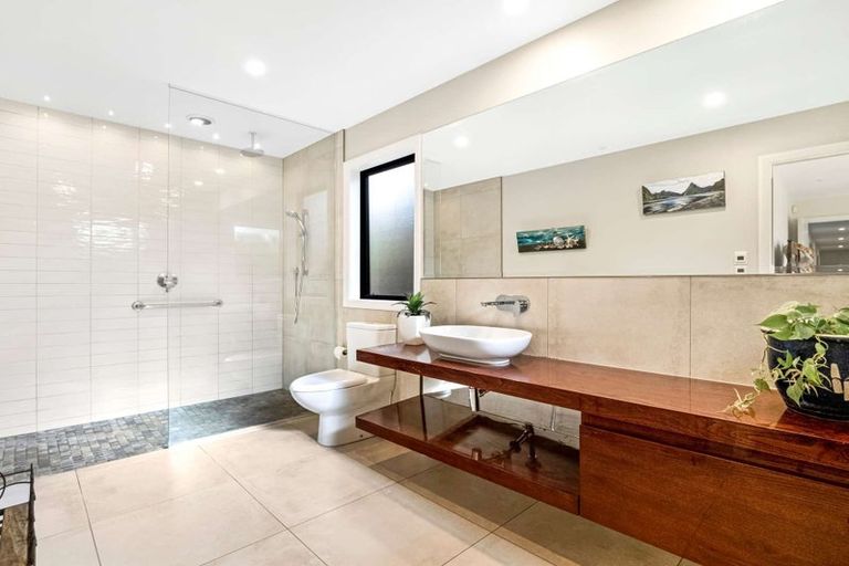 Photo of property in 70 Palm Springs Boulevard, Papamoa Beach, Papamoa, 3118