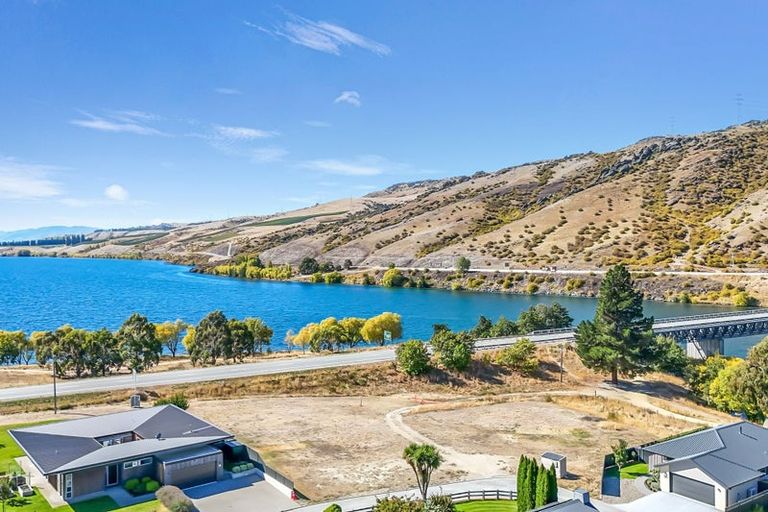 Photo of property in 52 Sunhaven Cove, Cromwell, 9310