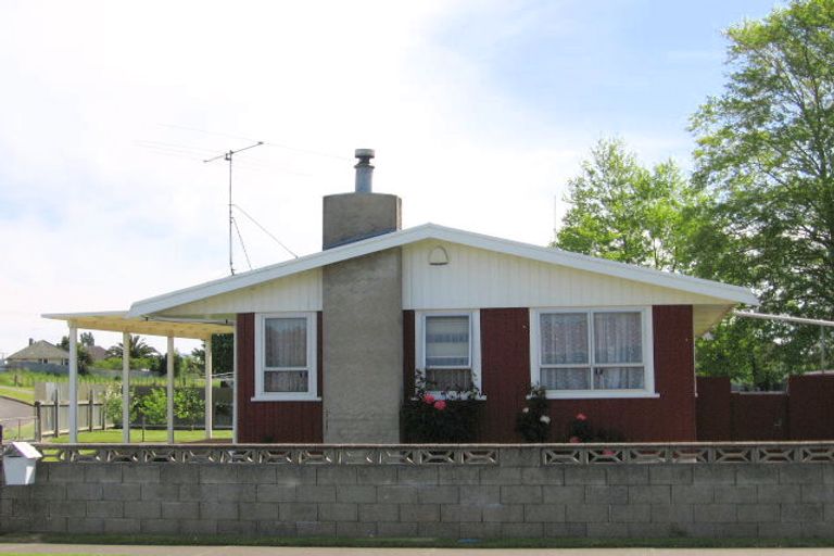 Photo of property in 43 Totara Street, Te Hapara, Gisborne, 4010