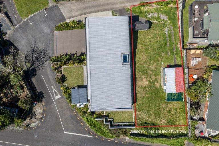 Photo of property in 17 Standish Street, Westown, New Plymouth, 4310