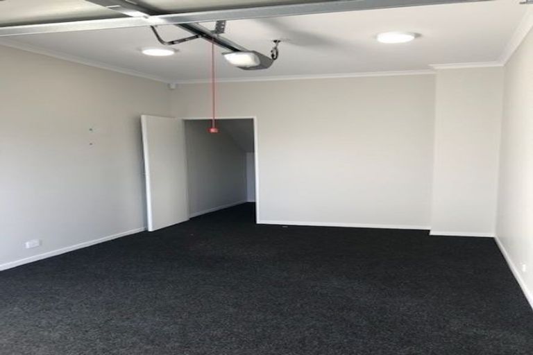 Photo of property in 2/21 Boyes Avenue, Whenuapai, Auckland, 0618