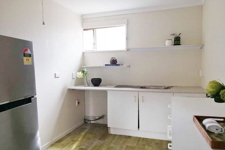 Photo of property in 61 Merriefield Avenue, Forrest Hill, Auckland, 0620