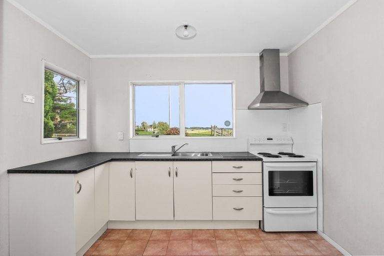 Photo of property in 33 Stevenson Road, Clarks Beach, 2122
