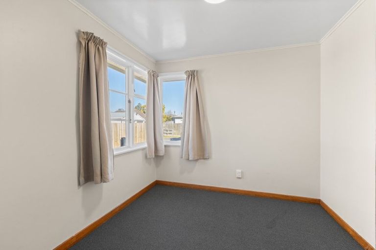 Photo of property in 4-6 Dix Crescent, Riversdale, Blenheim, 7201