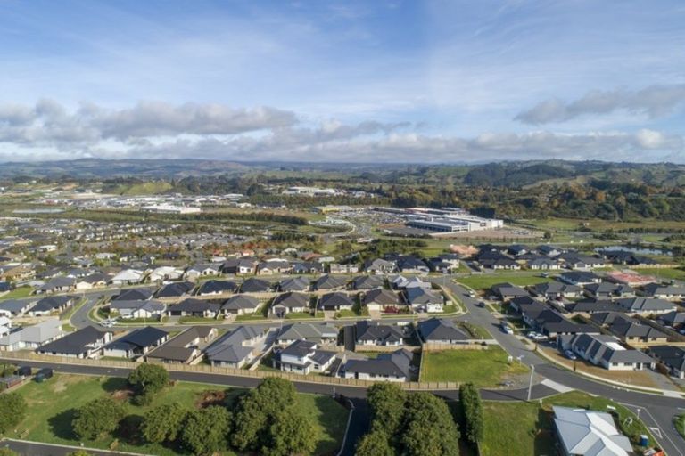 Photo of property in 7 Lily Way, Pyes Pa, Tauranga, 3112