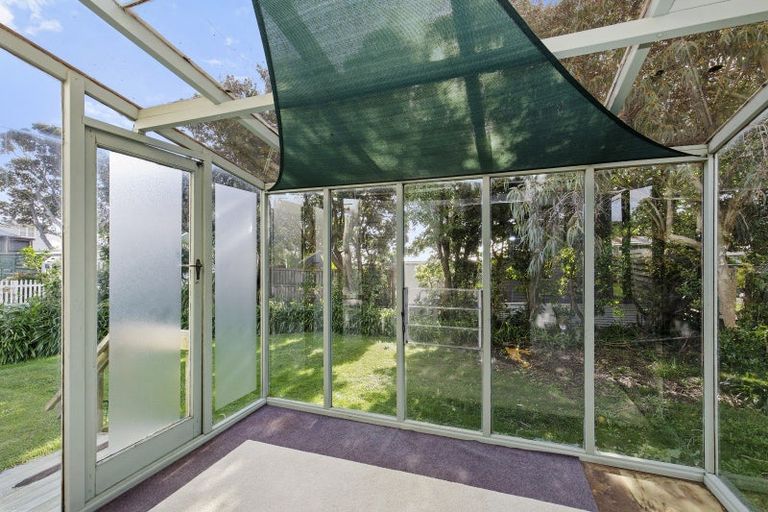 Photo of property in 5a Whitehouse Road, Titahi Bay, Porirua, 5022