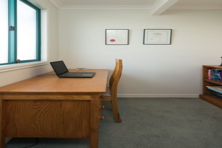 Photo of property in 99a Simpson Road, Papamoa Beach, Papamoa, 3118