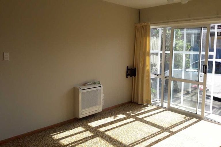 Photo of property in 42 Strathfield Avenue, Dallington, Christchurch, 8061