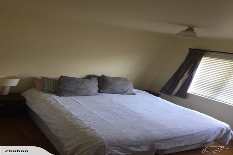 Photo of property in 22 Saffron Street, Birkdale, Auckland, 0626