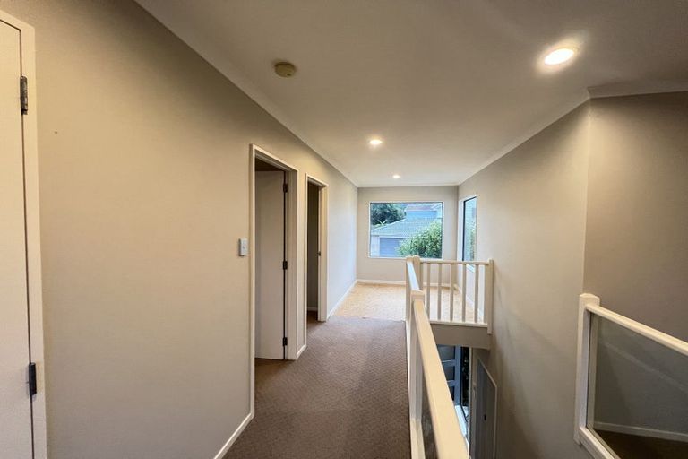 Photo of property in 37 Clover Drive, Henderson, Auckland, 0610