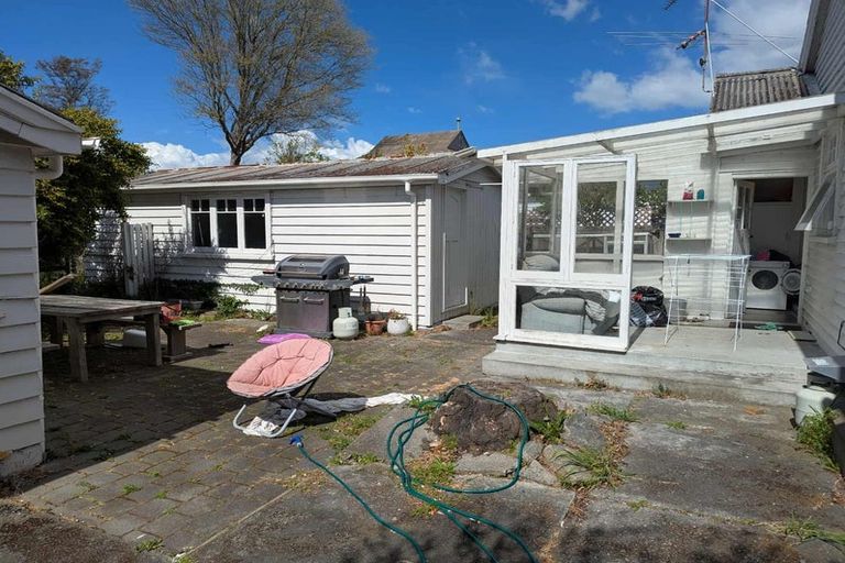 Photo of property in 10 Idris Road, Fendalton, Christchurch, 8052