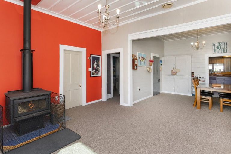 Photo of property in 26 Arthur Street, Tokomaru Bay, 4079