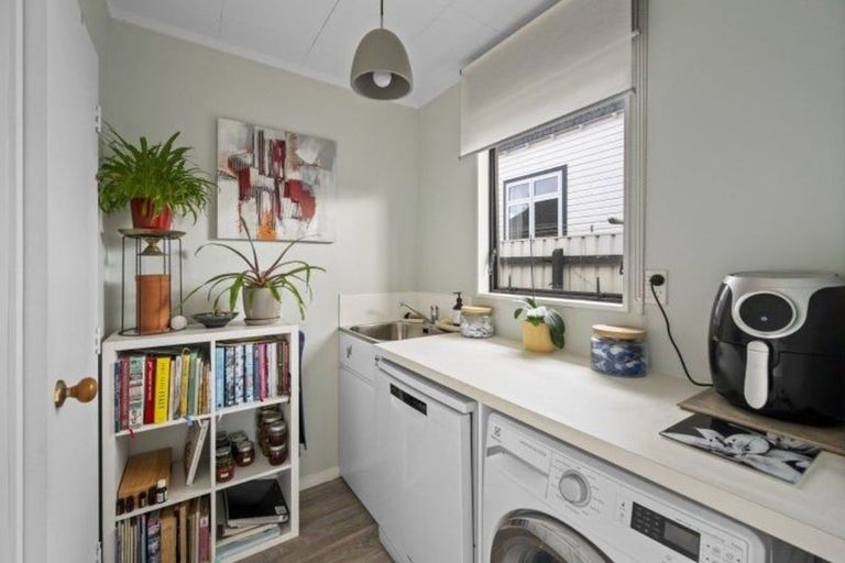 Photo of property in 127 Guppy Road, Taradale, Napier, 4112