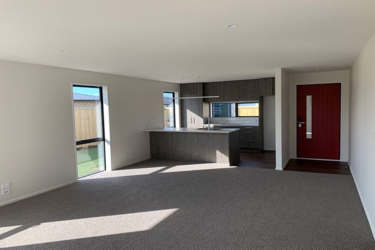 Photo of property in 7 Marcoola Drive, Rolleston, 7614