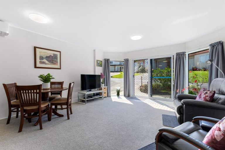 Photo of property in 130q Lakeside Drive, Orewa, 0931