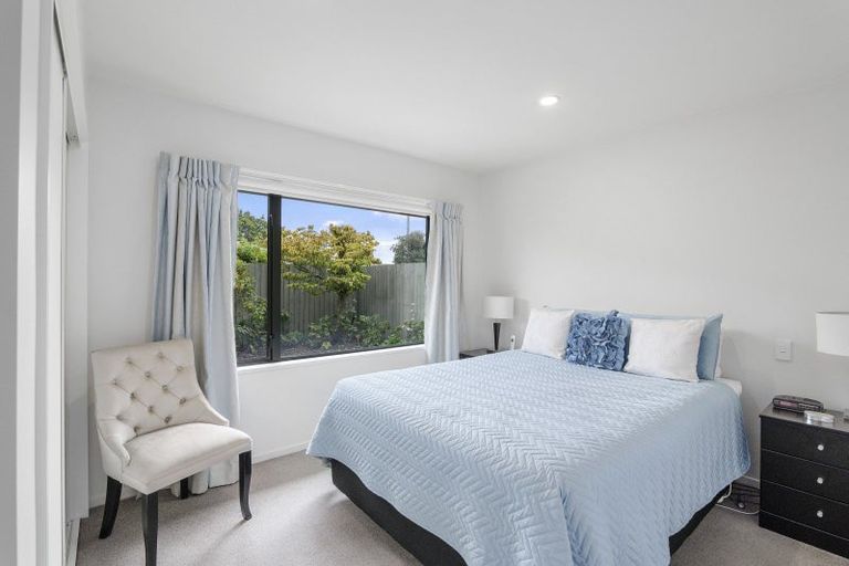 Photo of property in 16 Wentworth Street, Ilam, Christchurch, 8041
