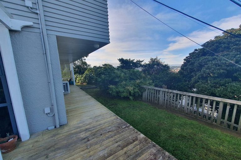 Photo of property in 14a Konini Road, Titirangi, Auckland, 0604