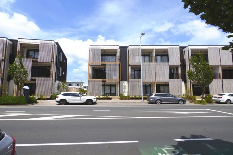 Photo of property in 8/167 Hobsonville Point Road, Hobsonville, Auckland, 0616