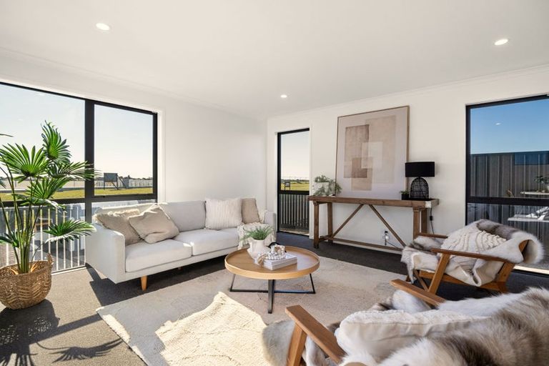 Photo of property in 75 Empire Crescent, Papamoa, 3118