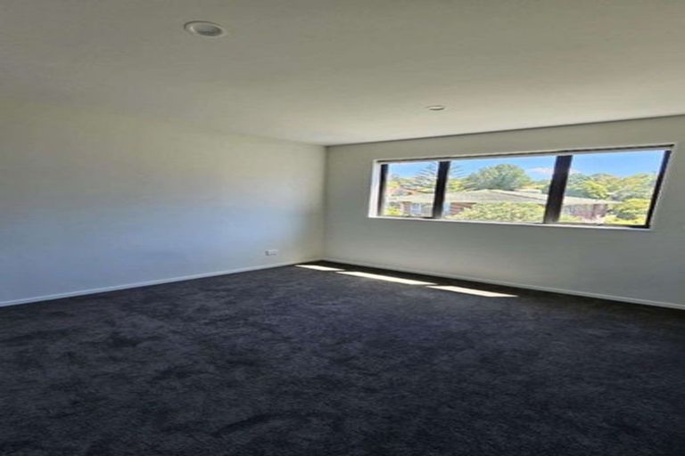 Photo of property in 196 Forrest Hill Road, Forrest Hill, Auckland, 0620