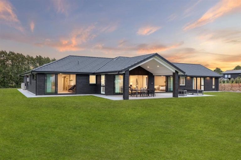 Photo of property in 62 Dysart Lane, Kumeu, 0891