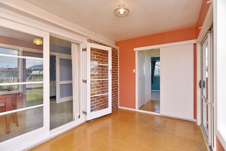 Photo of property in 53 Philpotts Road, Mairehau, Christchurch, 8052