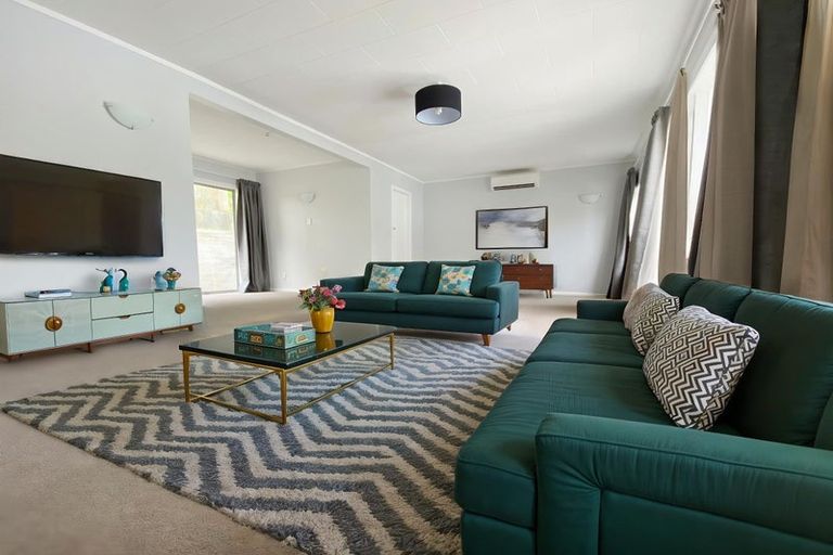 Photo of property in 155 Wellington Road, Wainuiomata, Lower Hutt, 5014