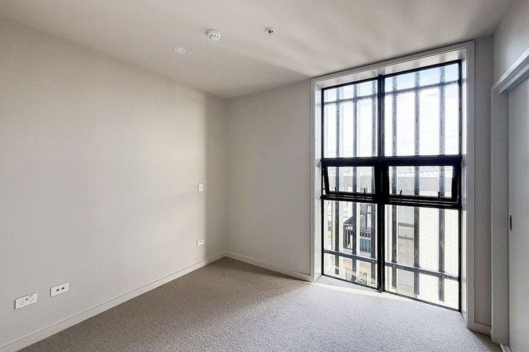 Photo of property in 301/84b Te Oneroa Way, Long Bay, Auckland, 0630