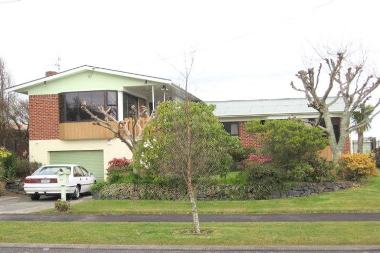 Photo of property in 22 Casper Street, Fairfield, Hamilton, 3214