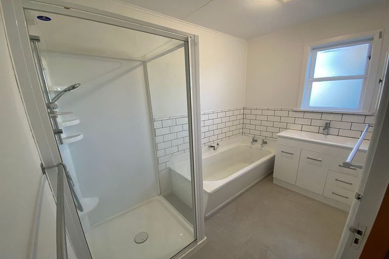 Photo of property in 82 Totara Street, Lansdowne, Masterton, 5810