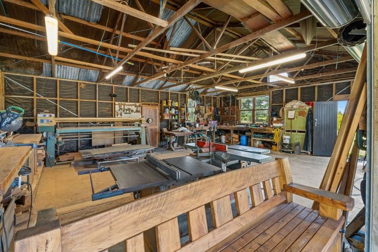 Photo of property in 4 Bishops Road, Ohau, Levin, 5570