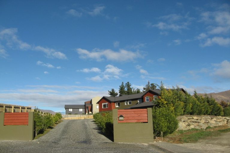 Photo of property in 17 Matrica Court, Wanaka, 9305