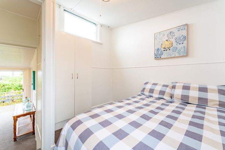 Photo of property in 42 Stirling Street, Kakanui, Oamaru, 9495