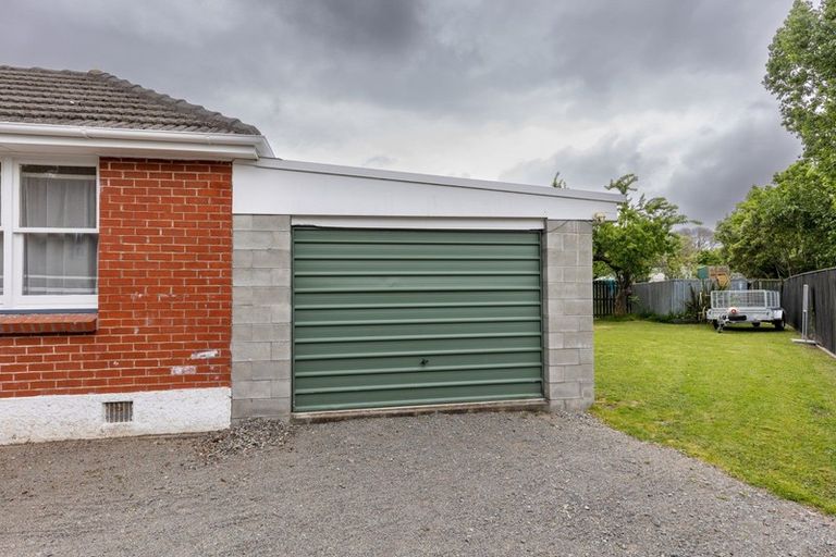 Photo of property in 11 Kummer Crescent, Masterton, 5810