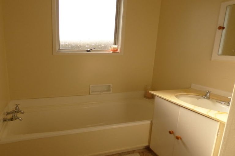 Photo of property in 33 Gloucester Street, Patea, 4520