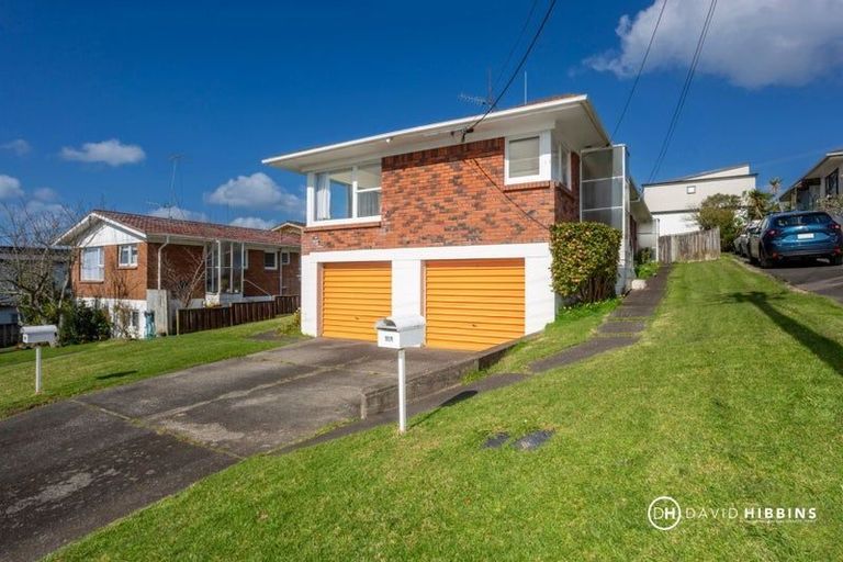 Photo of property in 1/18 Anne Road, Hillcrest, Auckland, 0627