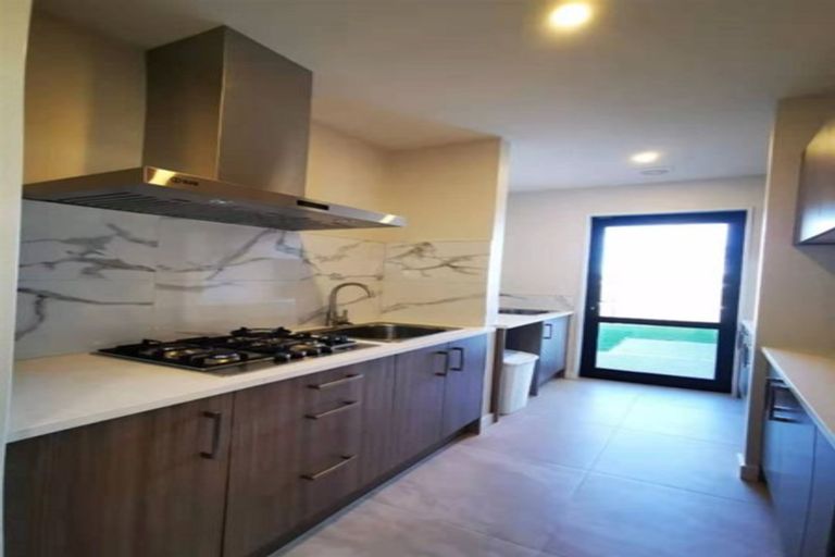 Photo of property in 12 Manakura Street, Avonhead, Christchurch, 8042