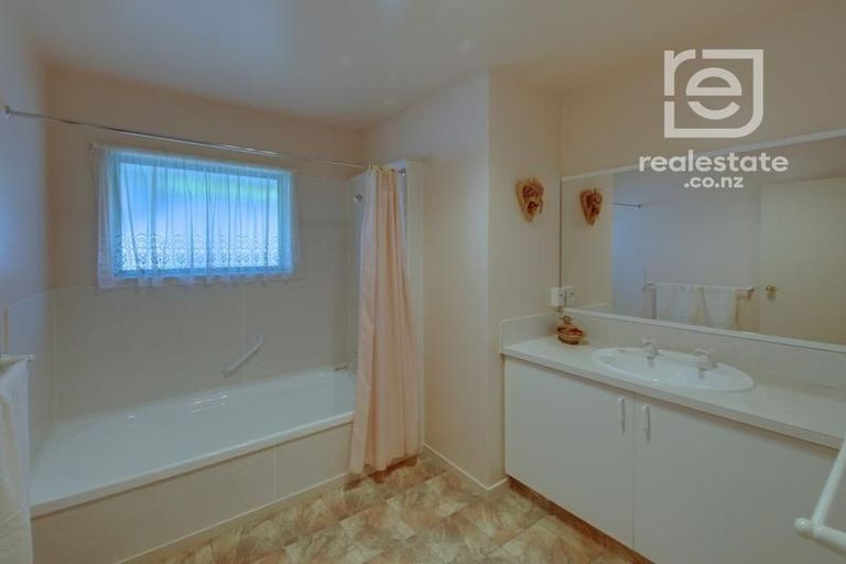 Photo of property in 164a Kitchener Road, Pukekohe, 2120