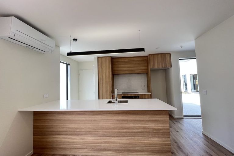 Photo of property in 97b Poulson Street, Addington, Christchurch, 8024