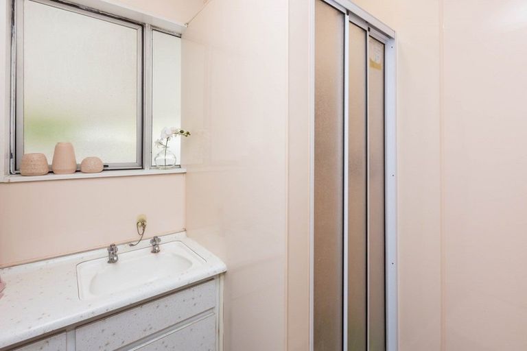 Photo of property in 25f2- Ebdentown Street, Ebdentown, Upper Hutt, 5018