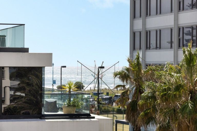 Photo of property in 12 Maunganui Road, Mount Maunganui, 3116