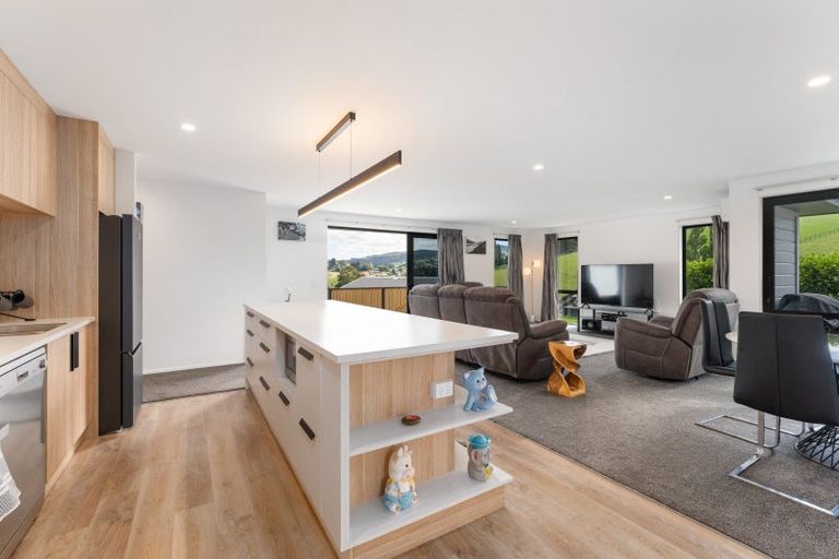 Photo of property in 5 Ella Lane, Green Island, Dunedin, 9018