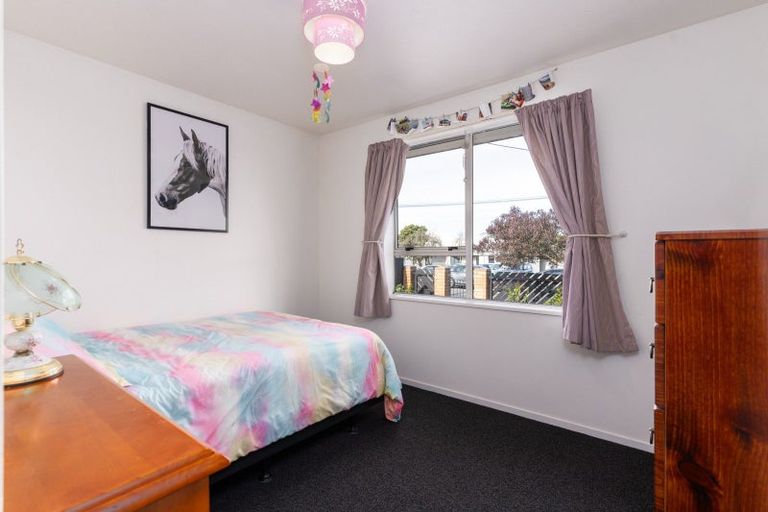 Photo of property in 32 Brookside Road, Rolleston, 7614