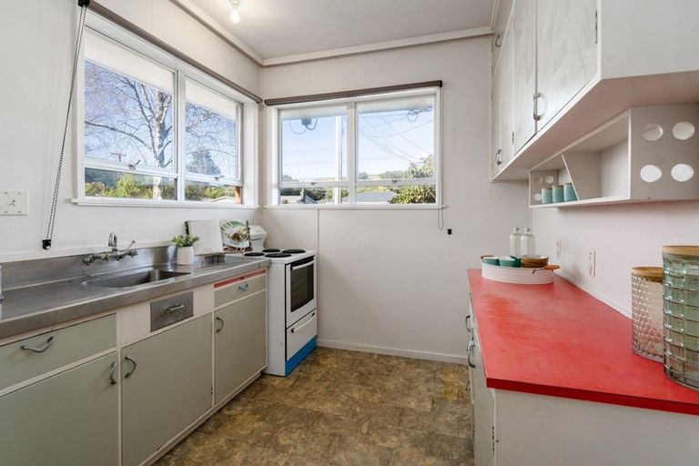 Photo of property in 69 Ngaio Road, Waikanae, 5036