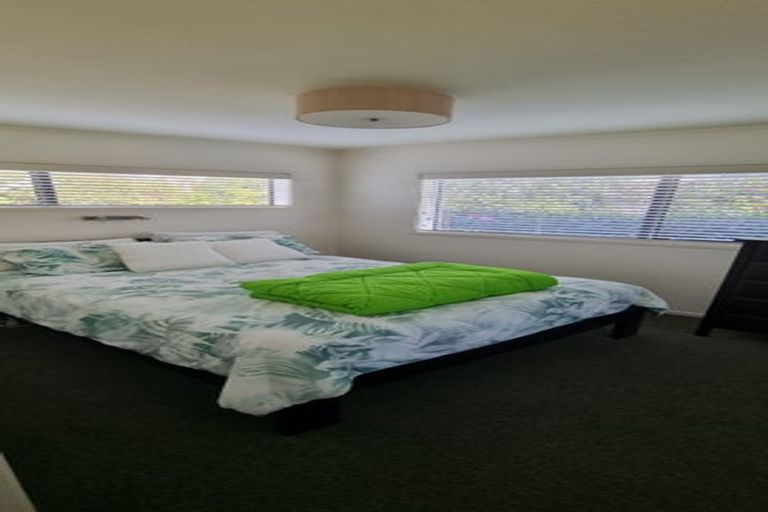 Photo of property in 1/9 Napoleon Avenue, Milford, Auckland, 0620